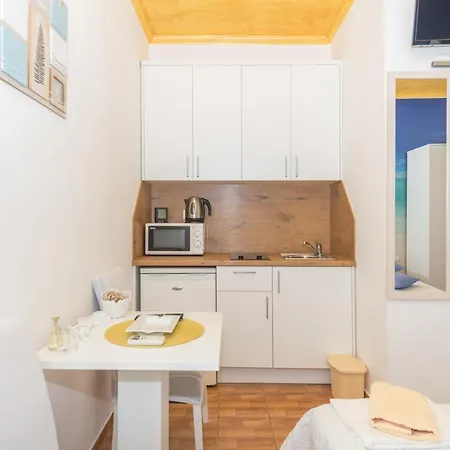 Apartments Song Of Joys Makarska Exterior photo