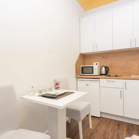 Apartments Song Of Joys Makarska Exterior photo