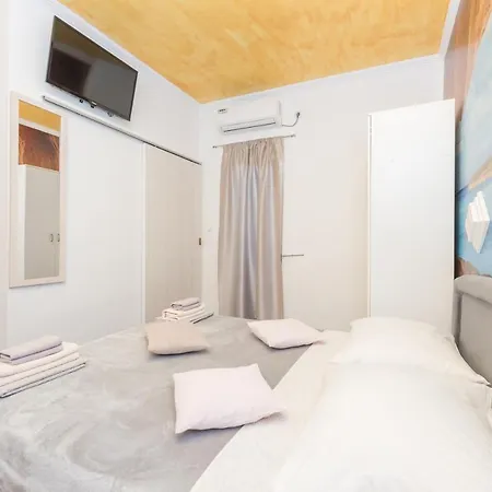 Apartments Song Of Joys Makarska Exterior photo