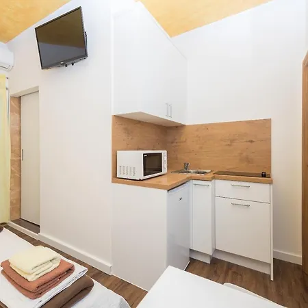Apartments Song Of Joys Makarska Exterior photo
