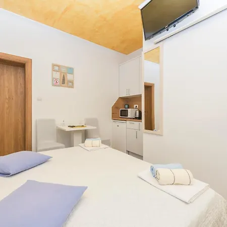 Apartments Song Of Joys Makarska Exterior photo