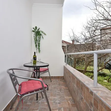 Apartments Song Of Joys Makarska Exterior photo
