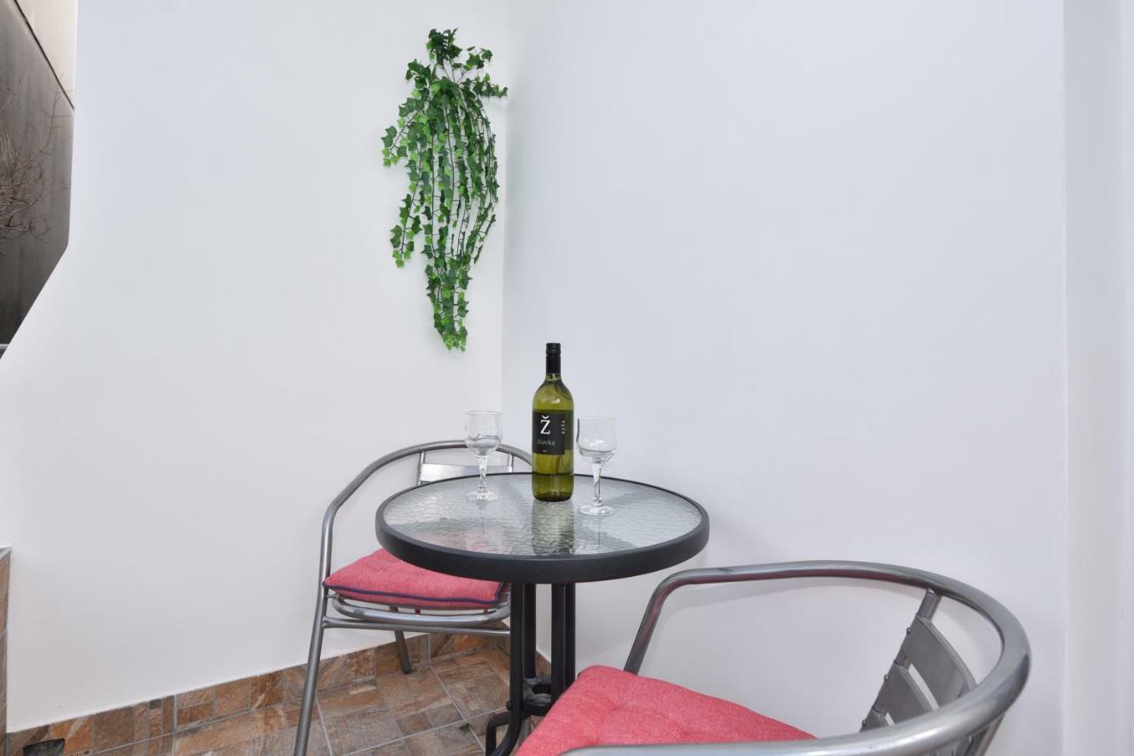 Apartment Song Of Joys Makarska